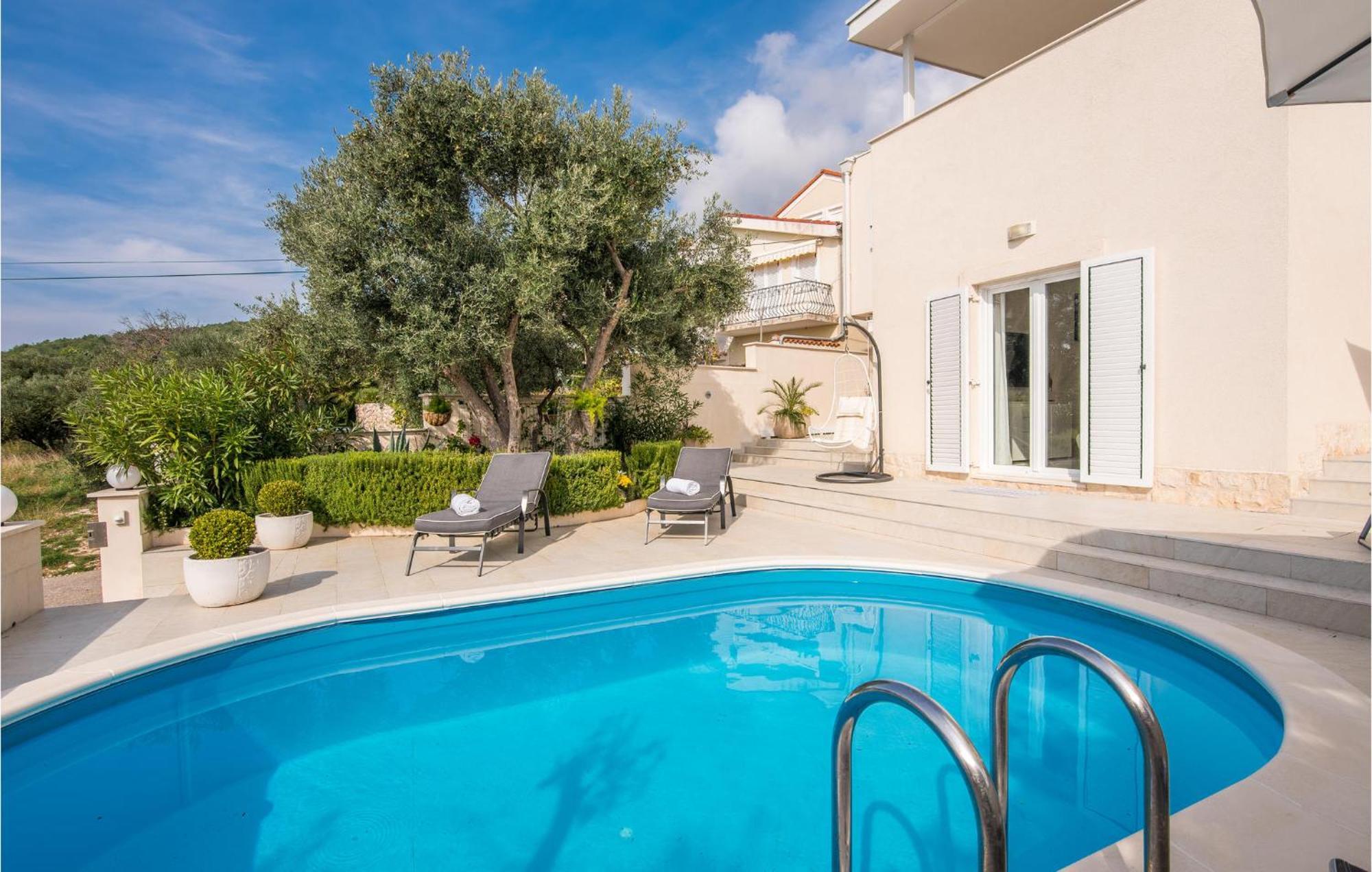 Beautiful Home In Martinscica With Wifi Exterior foto